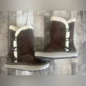 Merrell Spirit Tibet High boots size 8